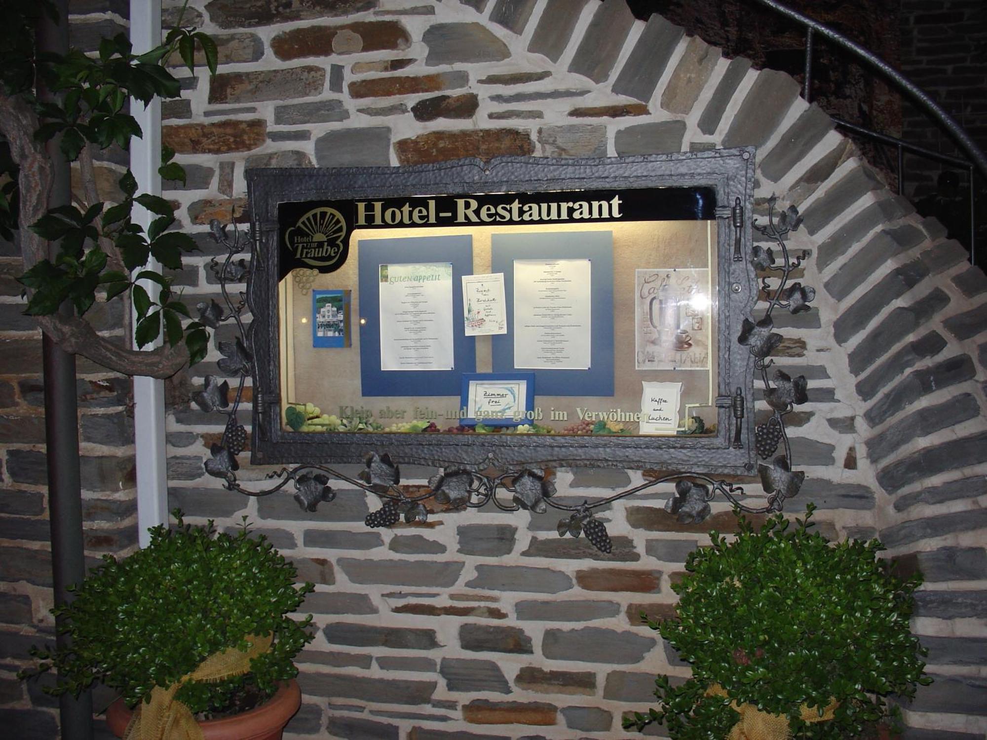 Hotel Zur Traube Uerzig Luaran gambar
