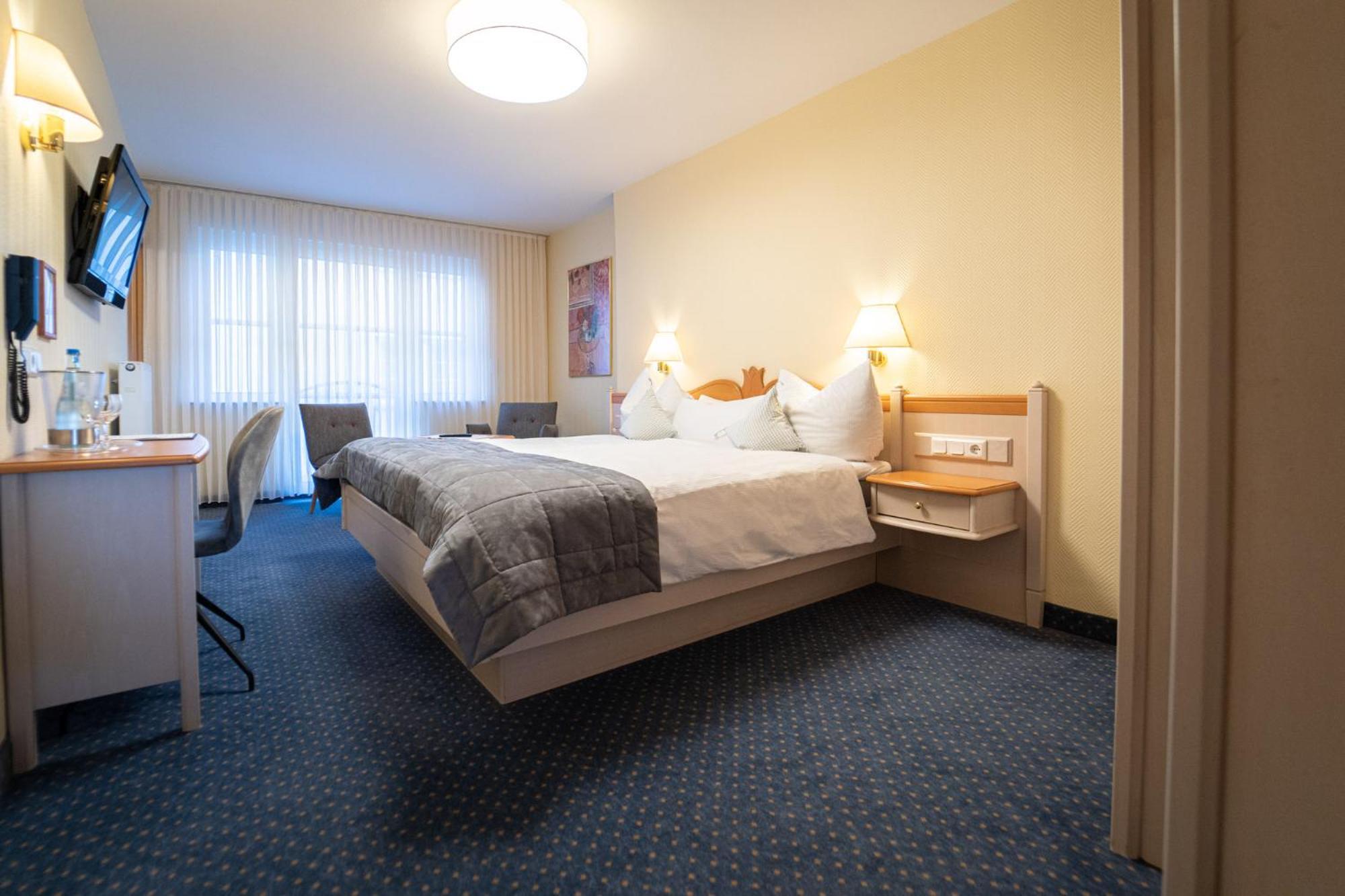 Hotel Zur Traube Uerzig Bilik gambar
