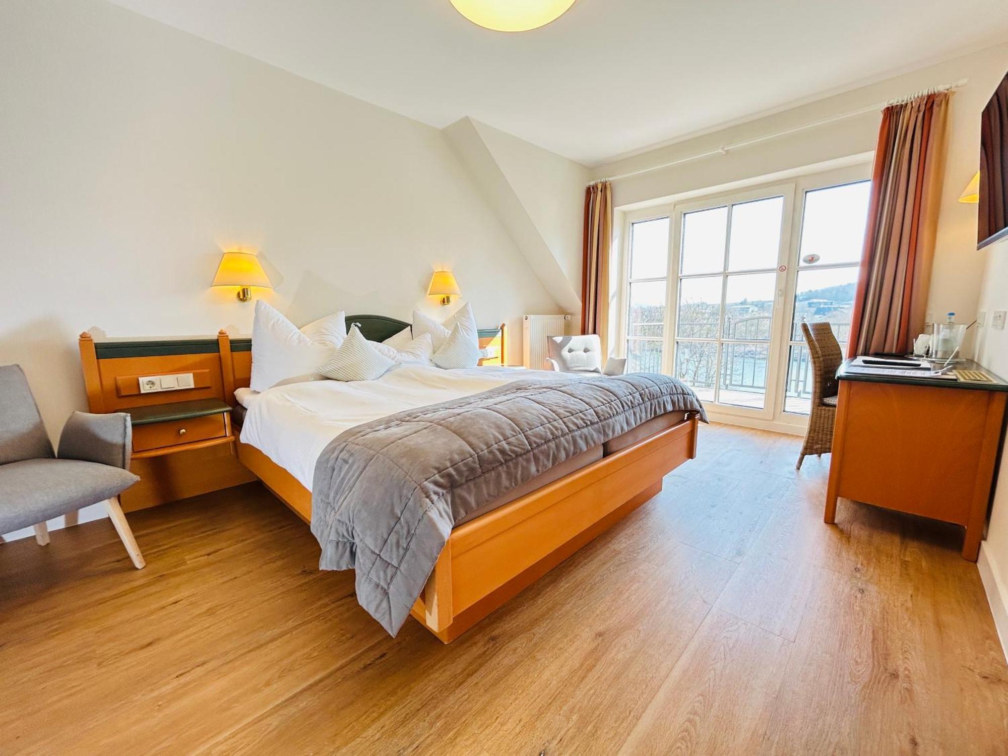 Hotel Zur Traube Uerzig Bilik gambar